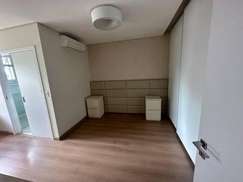 Apartamento à venda com 4 quartos, 133m² - Foto 15