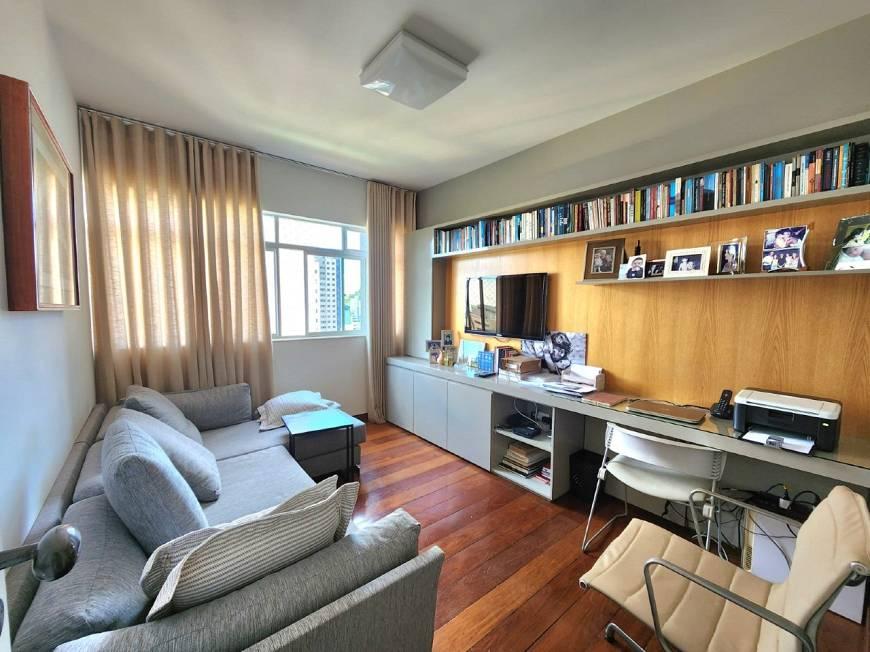 Apartamento à venda com 4 quartos, 174m² - Foto 7