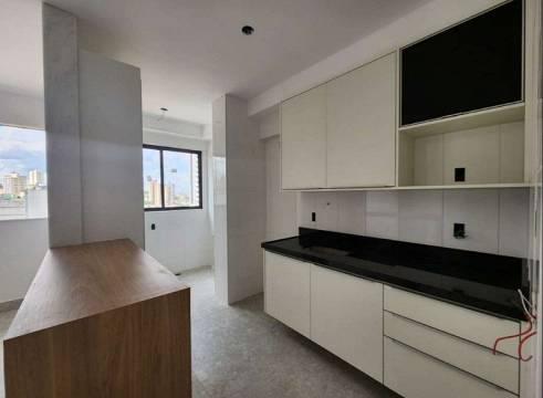 Apartamento à venda com 2 quartos, 70m² - Foto 4