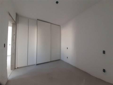 Apartamento à venda com 2 quartos, 70m² - Foto 19