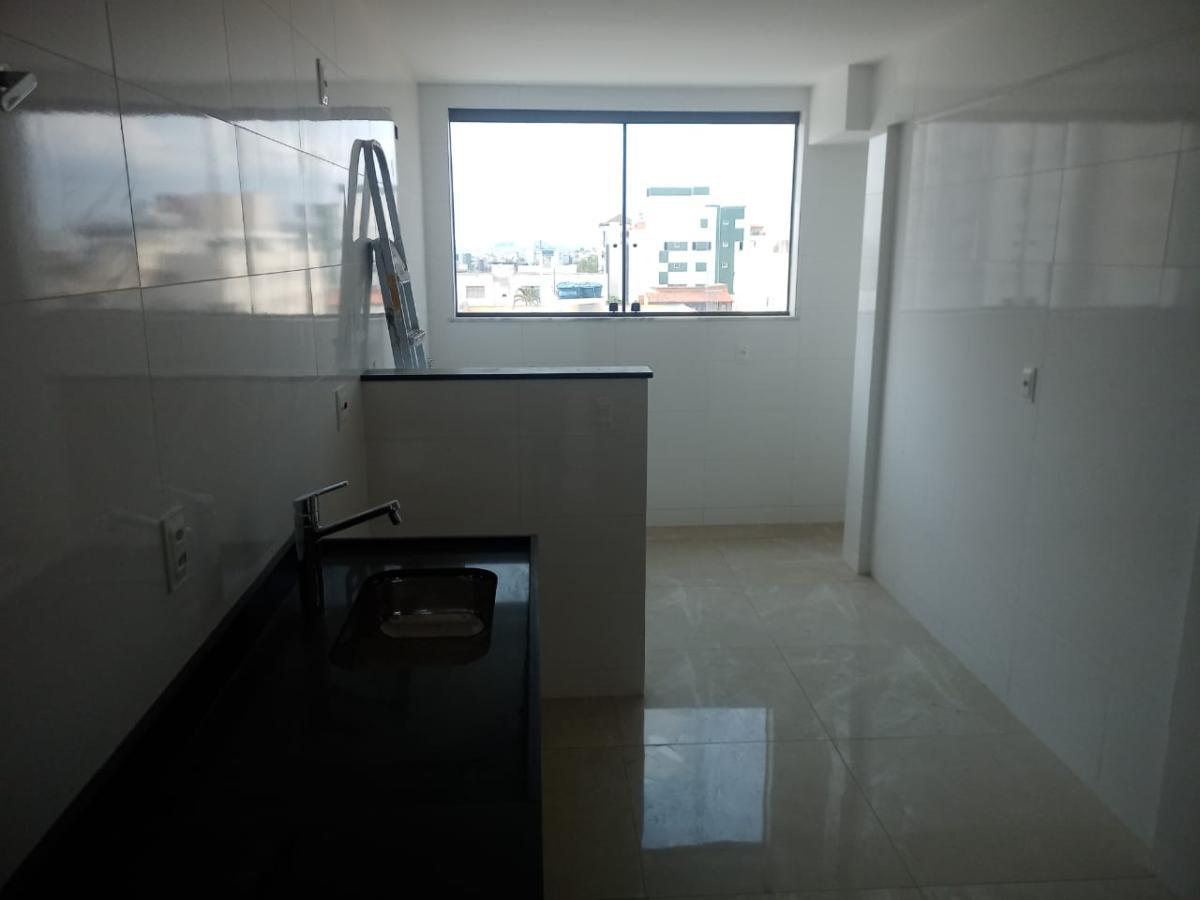 Cobertura à venda com 3 quartos, 160m² - Foto 4