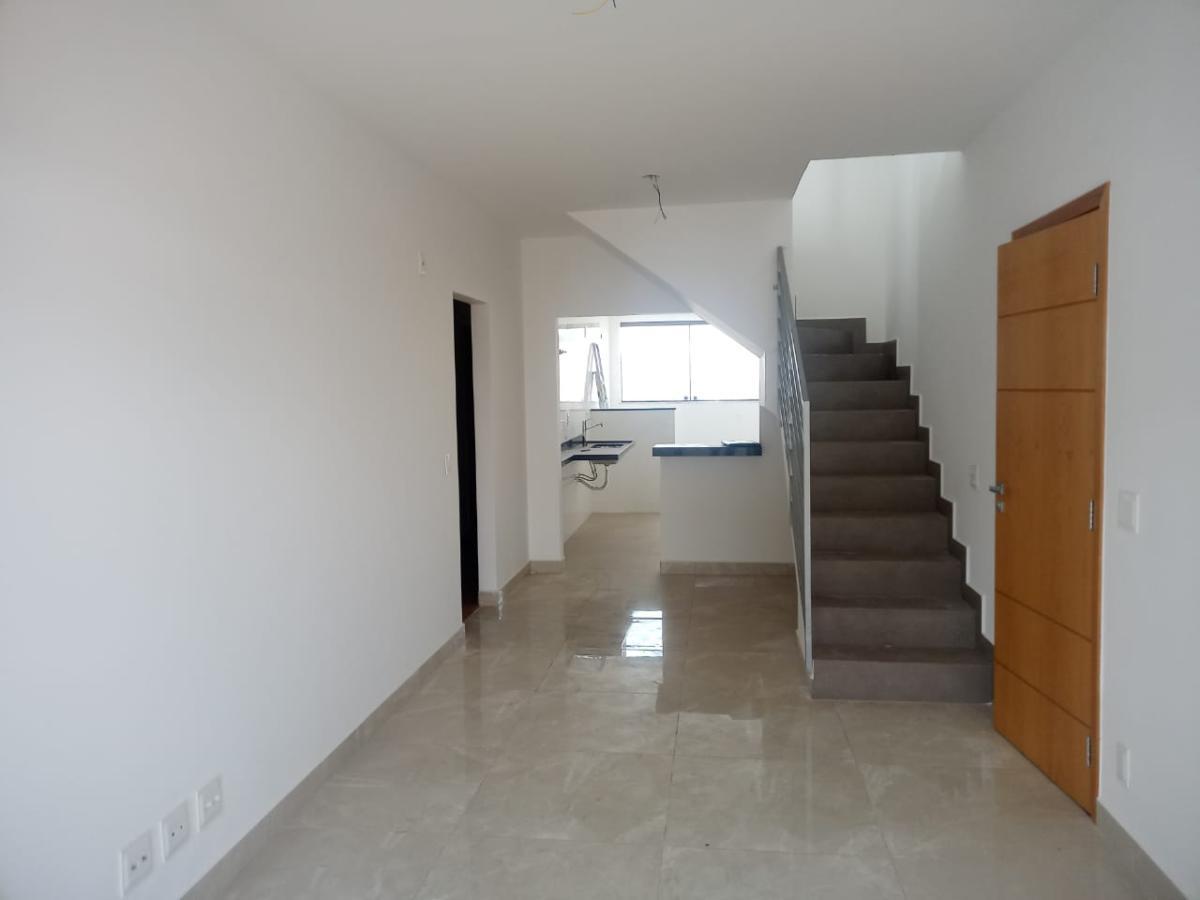 Cobertura à venda com 3 quartos, 160m² - Foto 3