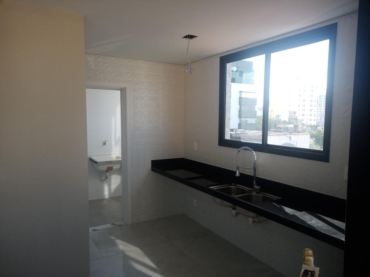 Apartamento à venda com 3 quartos, 124m² - Foto 19