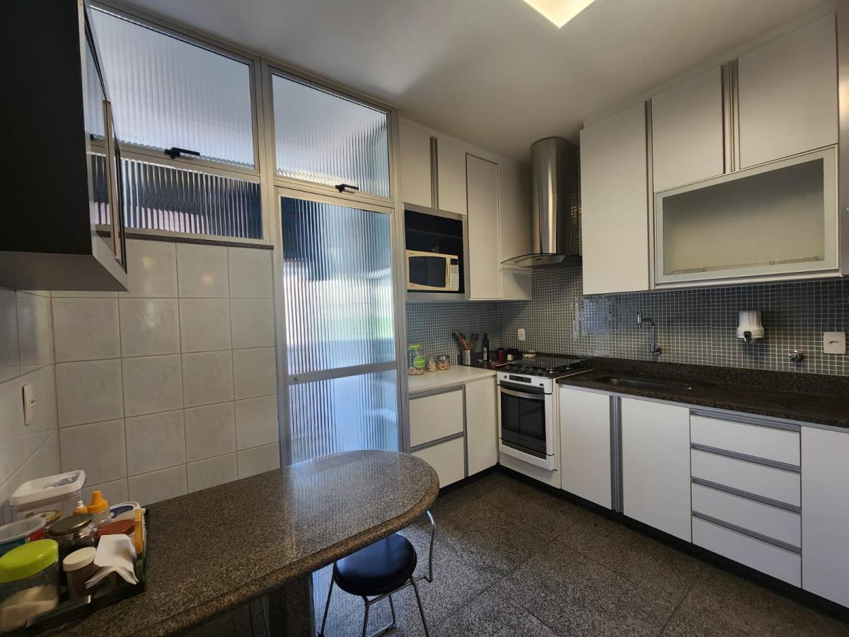 Apartamento à venda com 3 quartos, 128m² - Foto 8