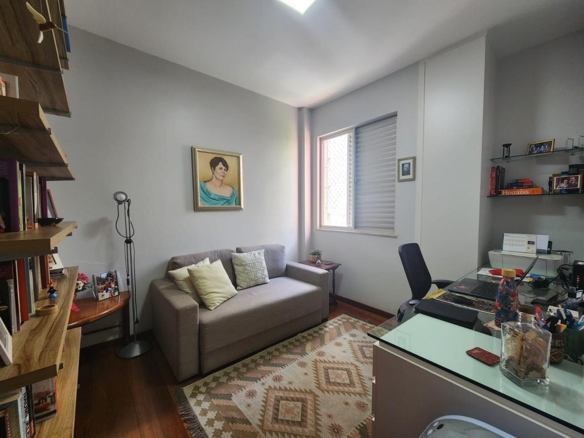 Apartamento à venda com 3 quartos, 128m² - Foto 15