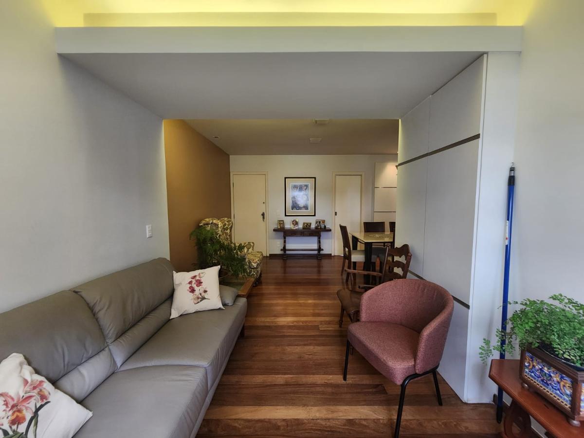 Apartamento à venda com 3 quartos, 128m² - Foto 2