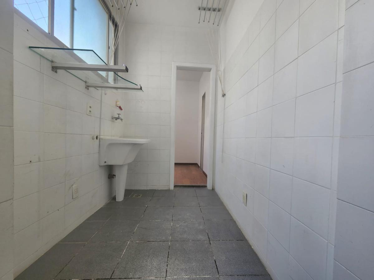 Apartamento à venda com 4 quartos, 140m² - Foto 6