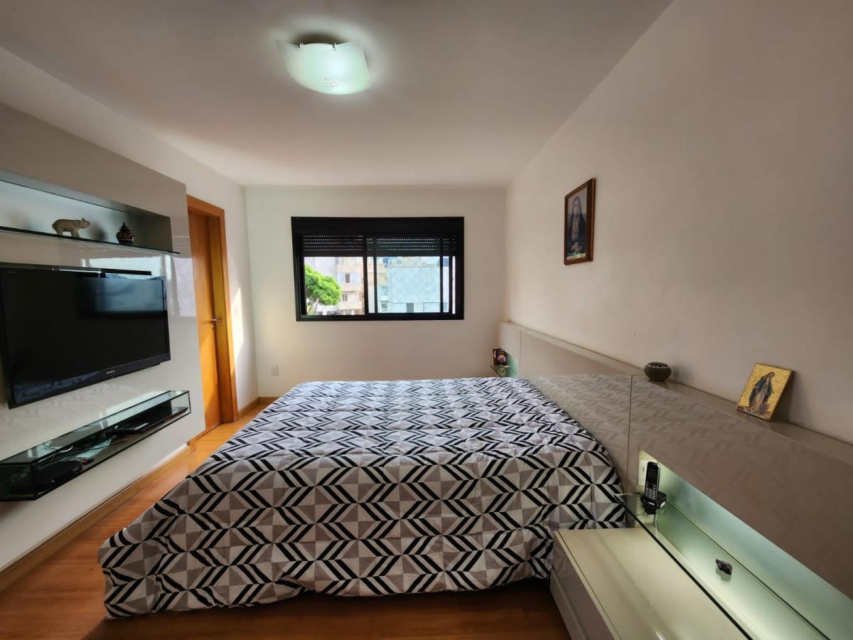 Apartamento à venda com 4 quartos, 176m² - Foto 20