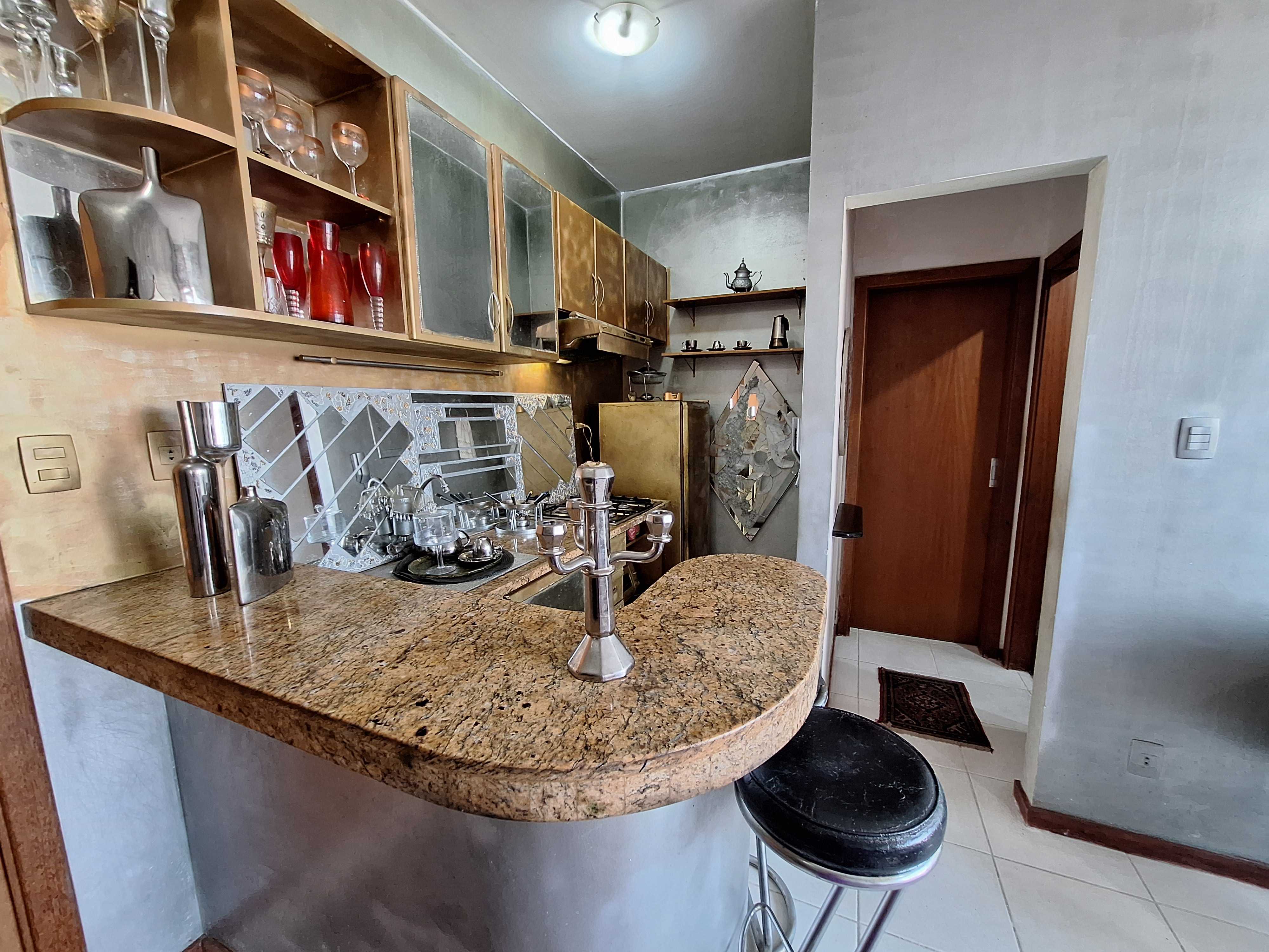 Apartamento à venda com 1 quarto, 38m² - Foto 5