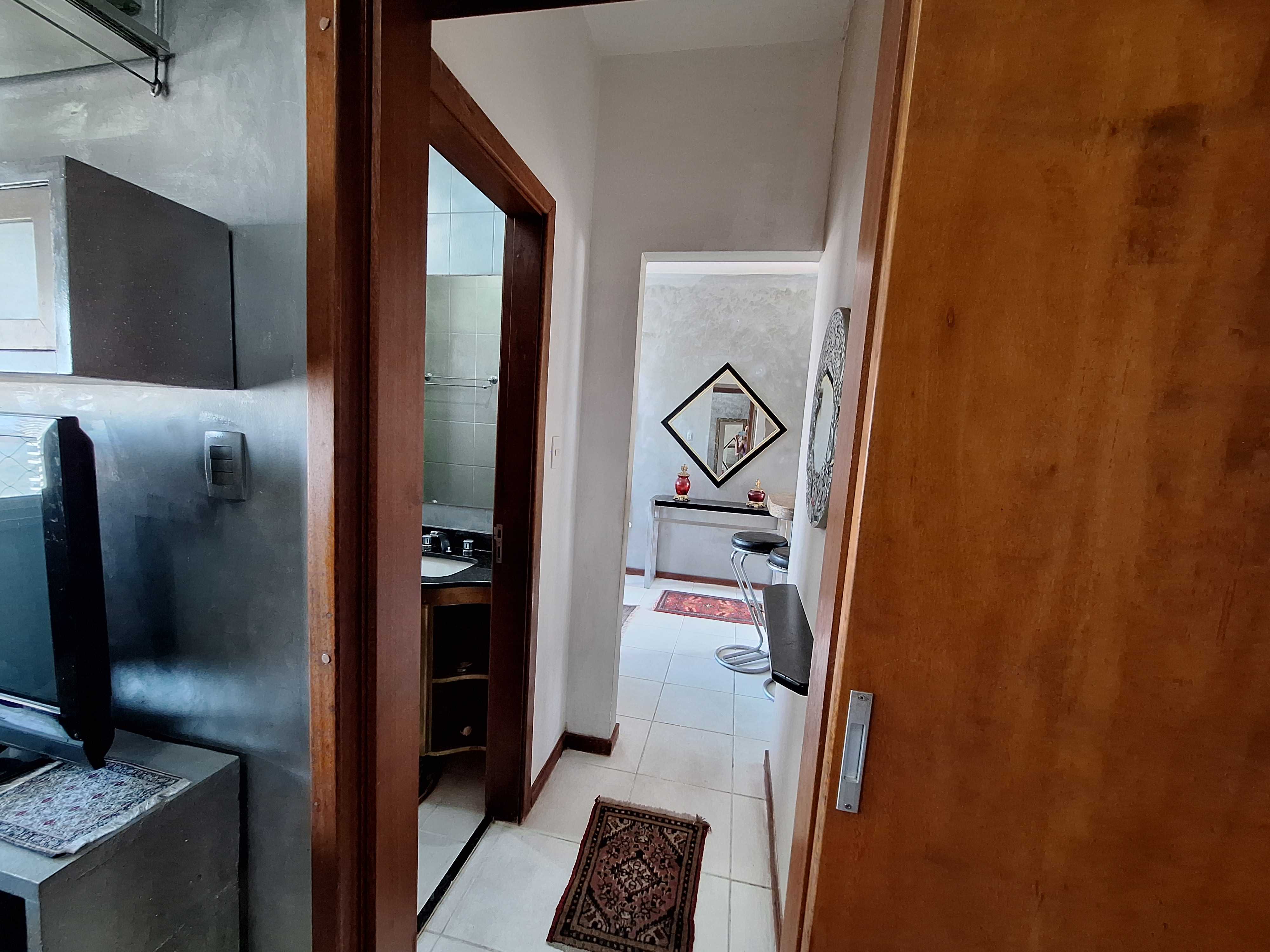 Apartamento à venda com 1 quarto, 38m² - Foto 18