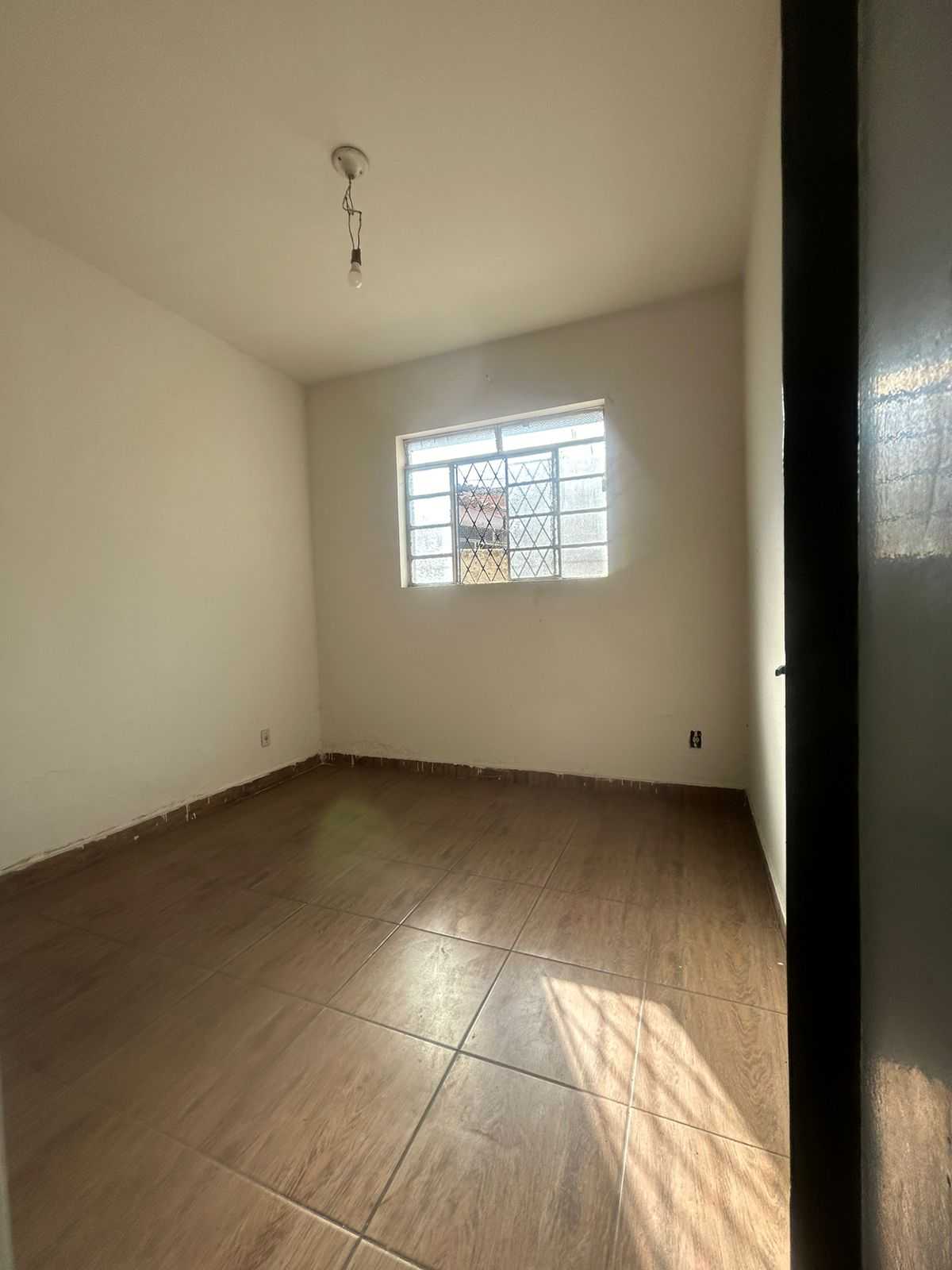 Casa para alugar com 3 quartos, 180m² - Foto 9