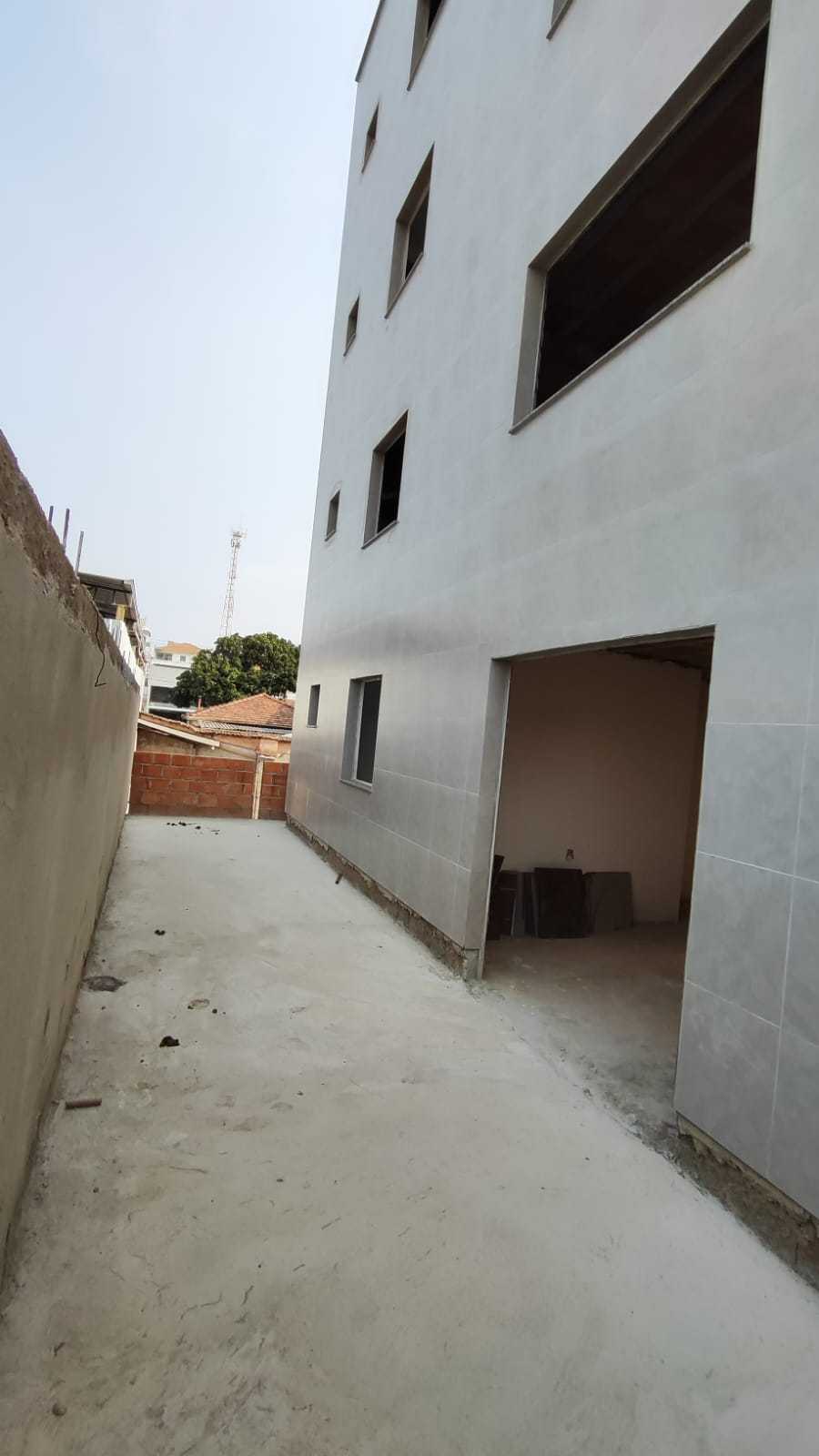 Apartamento à venda com 3 quartos, 120m² - Foto 1