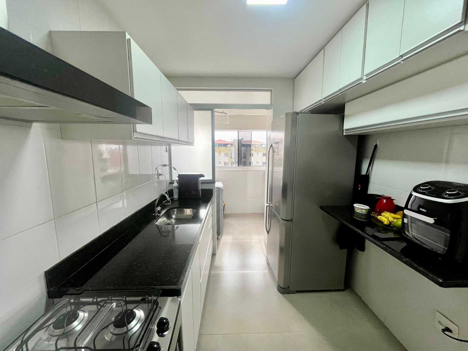 Apartamento à venda com 2 quartos, 70m² - Foto 12