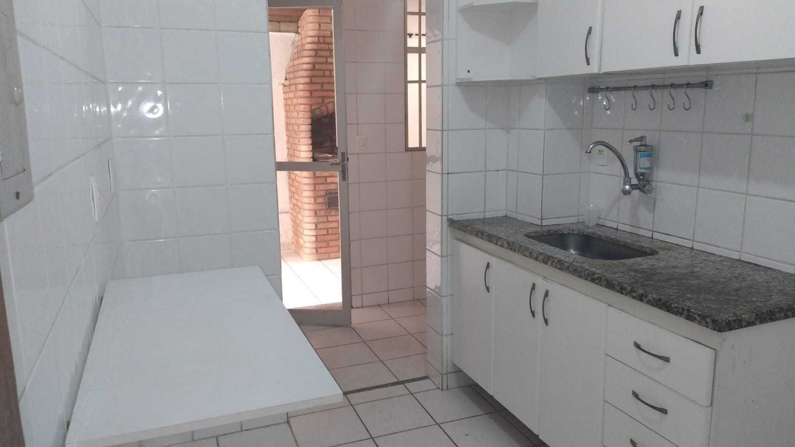 Apartamento à venda com 2 quartos, 82m² - Foto 4