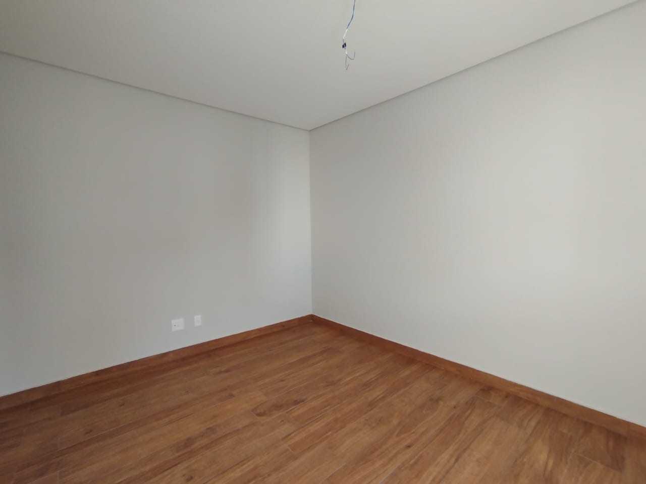 Apartamento à venda com 3 quartos, 85m² - Foto 4