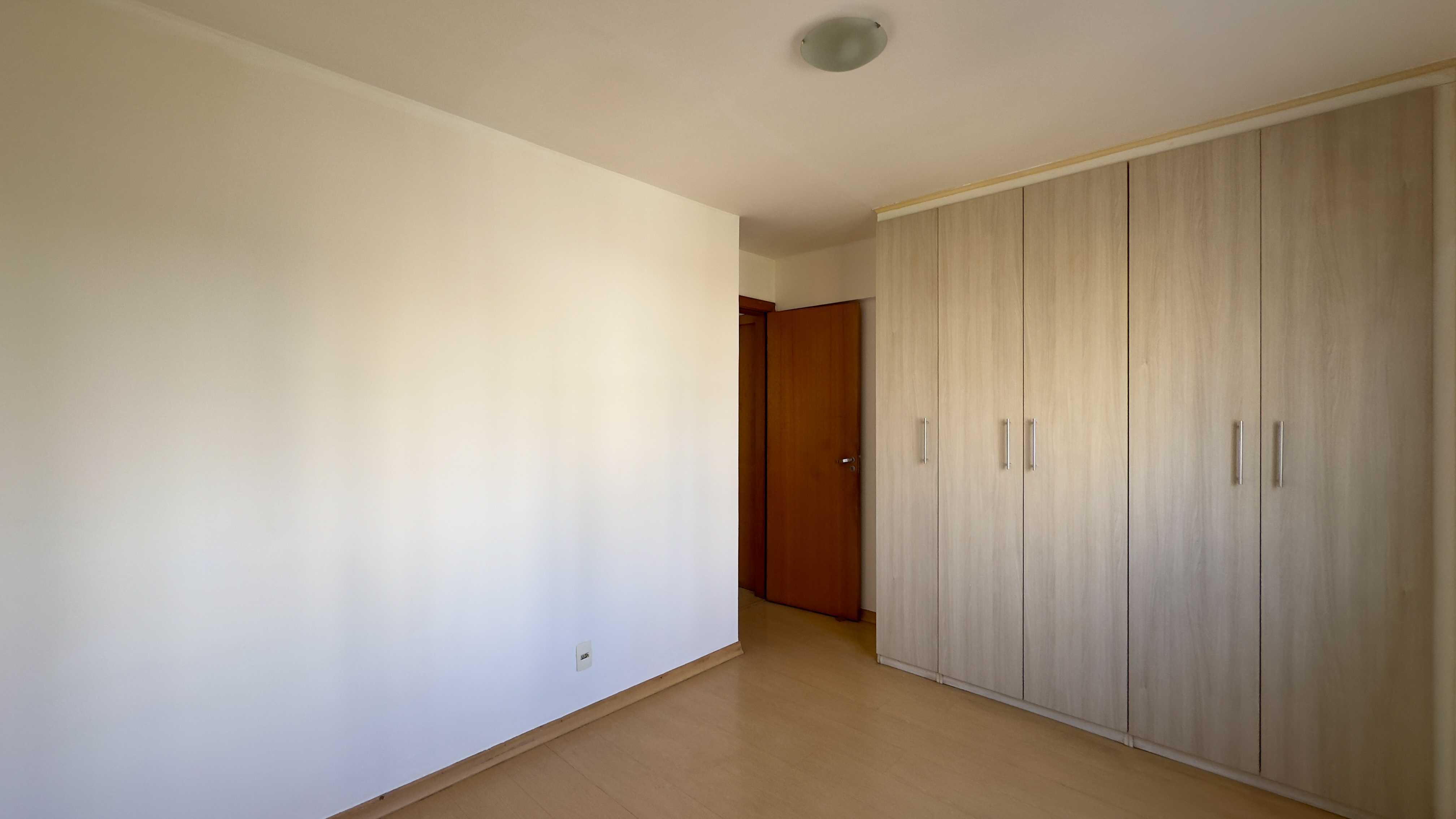 Apartamento à venda com 3 quartos, 135m² - Foto 23