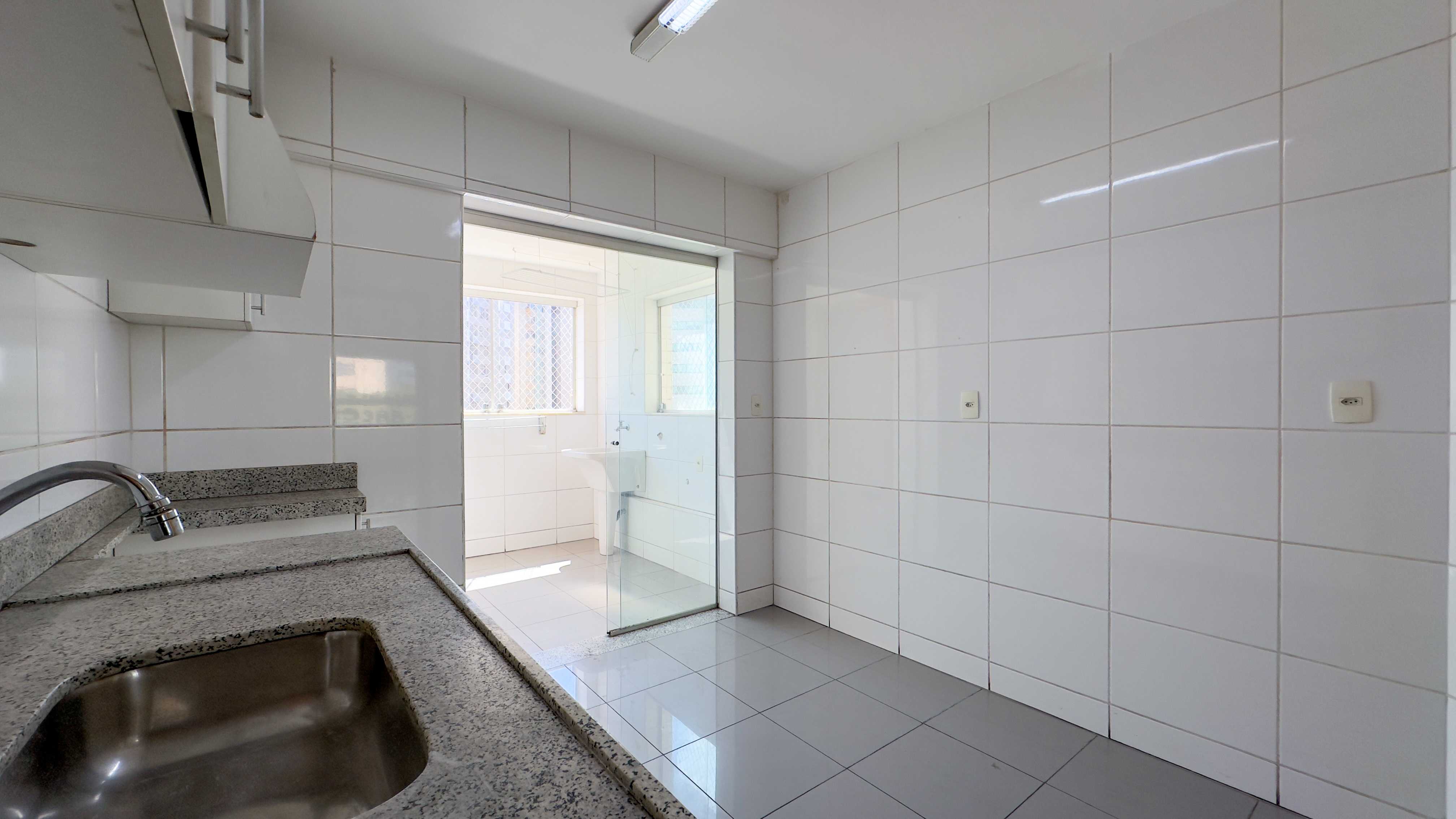 Apartamento à venda com 3 quartos, 135m² - Foto 8