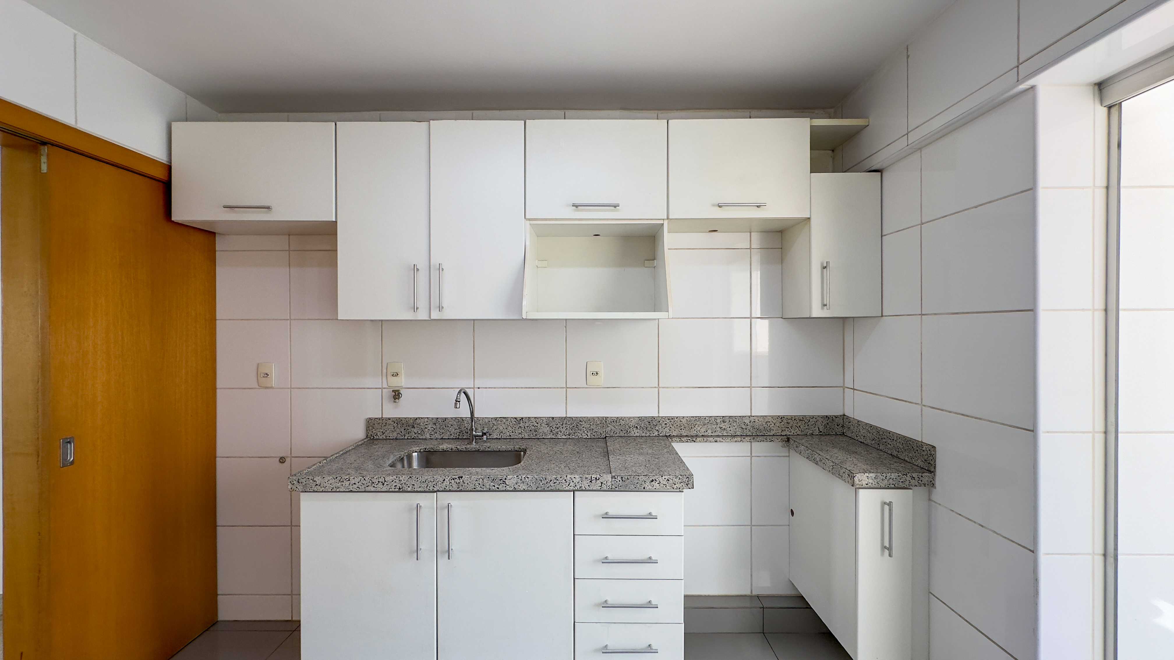 Apartamento à venda com 3 quartos, 135m² - Foto 10