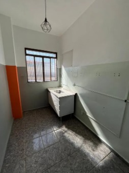 Conjunto Comercial-Sala para alugar com 9 quartos, 360m² - Foto 16