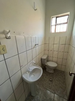 Conjunto Comercial-Sala para alugar com 9 quartos, 360m² - Foto 24