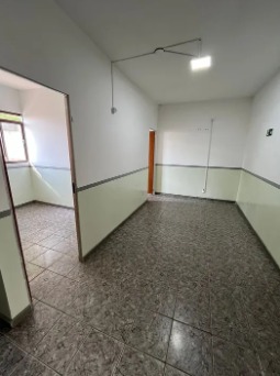 Conjunto Comercial-Sala para alugar com 9 quartos, 360m² - Foto 23