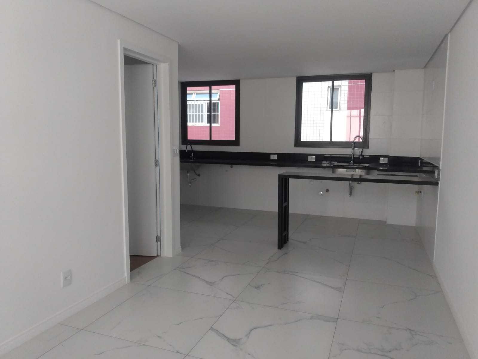 Apartamento à venda com 3 quartos, 80m² - Foto 1