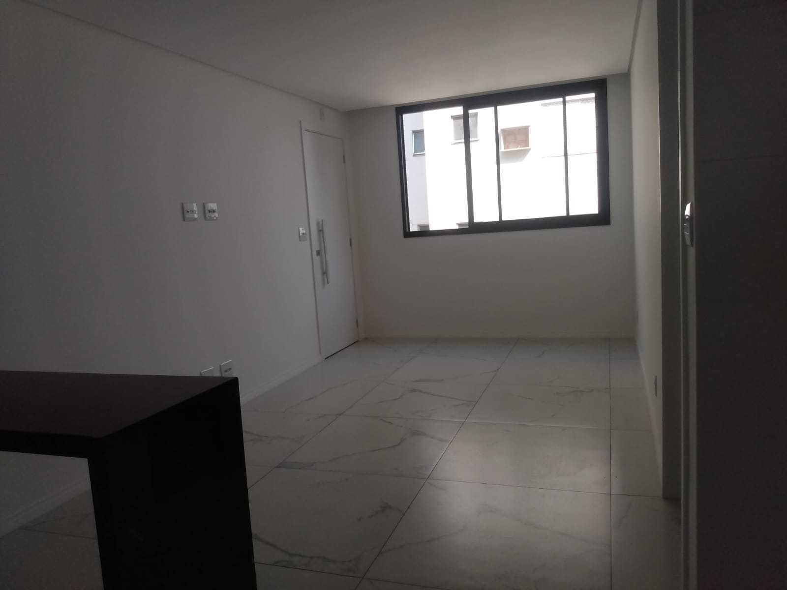 Apartamento à venda com 3 quartos, 80m² - Foto 3