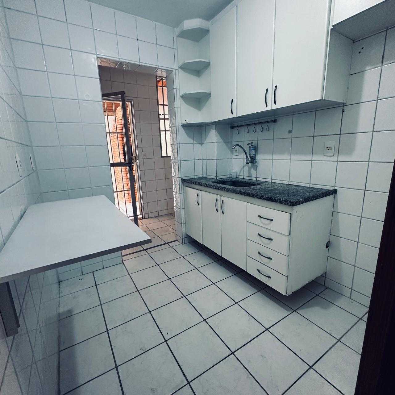 Apartamento à venda com 2 quartos, 107m² - Foto 8