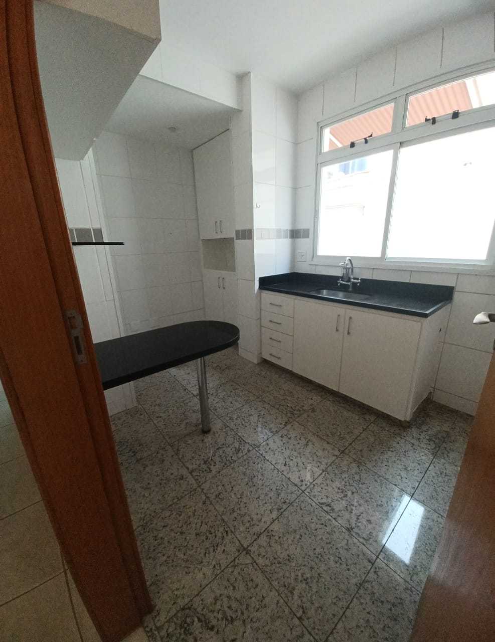 Apartamento à venda com 2 quartos, 23m² - Foto 11