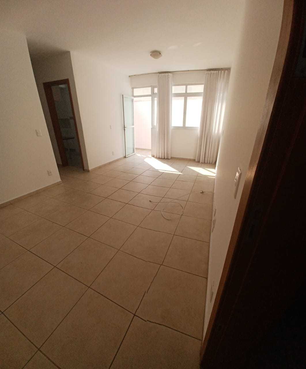 Apartamento à venda com 2 quartos, 23m² - Foto 2