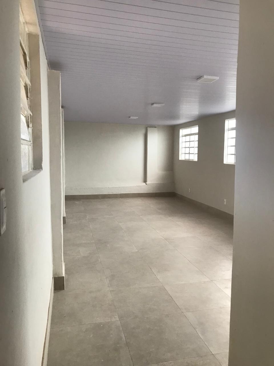 Casa para alugar com 3 quartos, 200m² - Foto 19