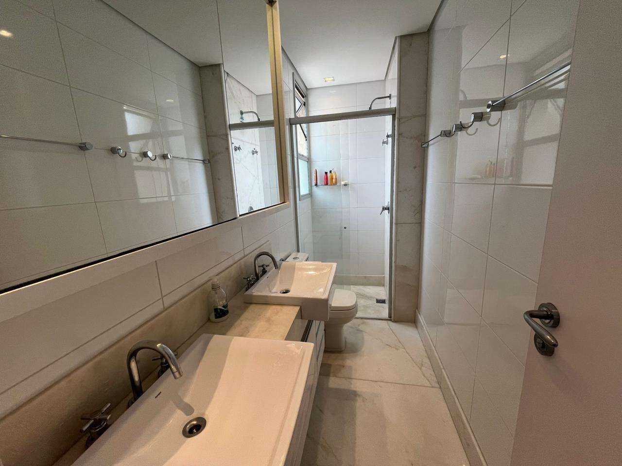 Cobertura à venda com 3 quartos, 200m² - Foto 15