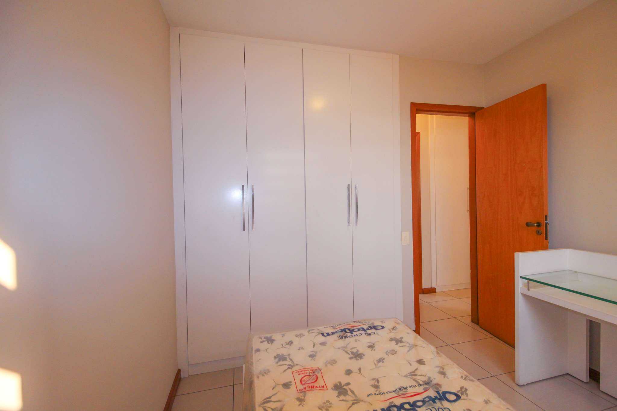 Apartamento à venda com 3 quartos, 80m² - Foto 13