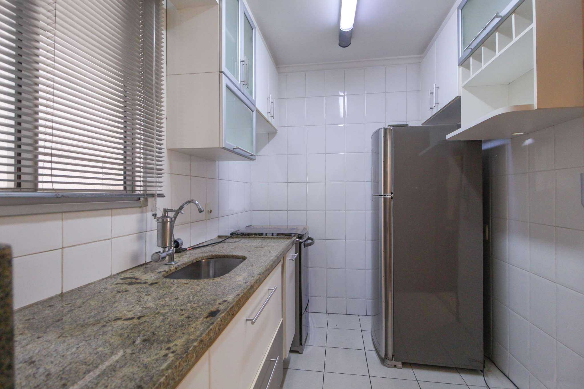 Apartamento à venda com 3 quartos, 80m² - Foto 18