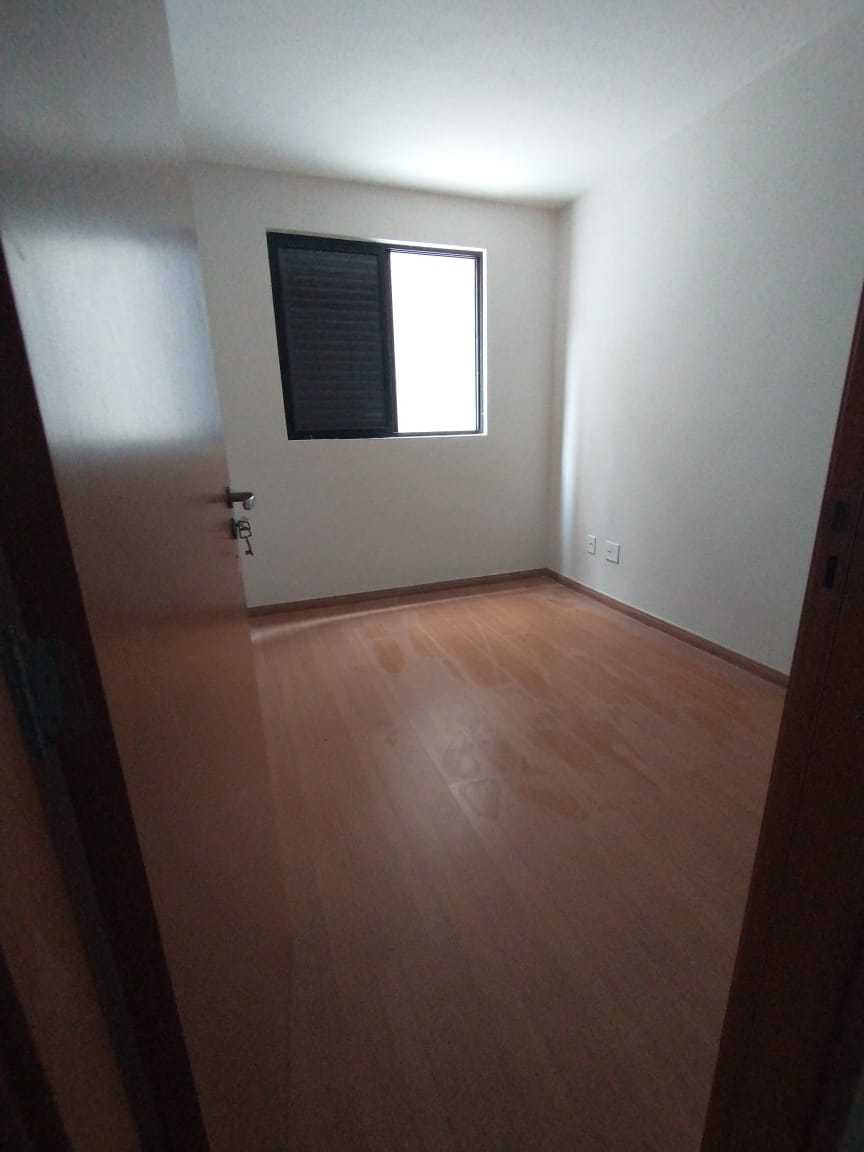 Apartamento à venda com 2 quartos, 30m² - Foto 3