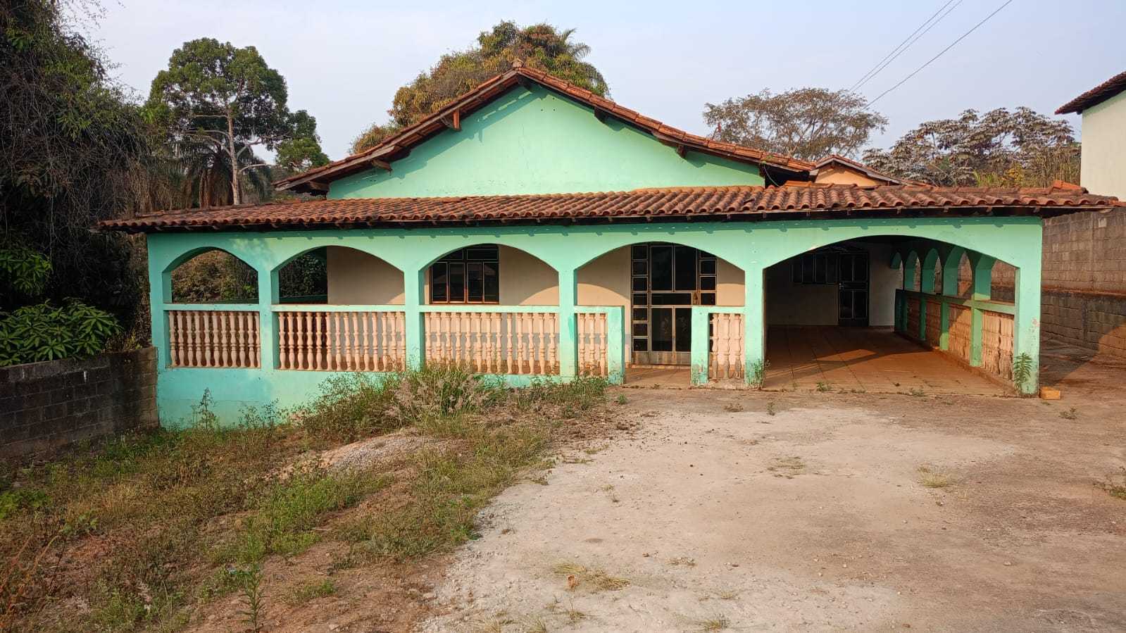 Casa para alugar com 5 quartos, 3500m² - Foto 1