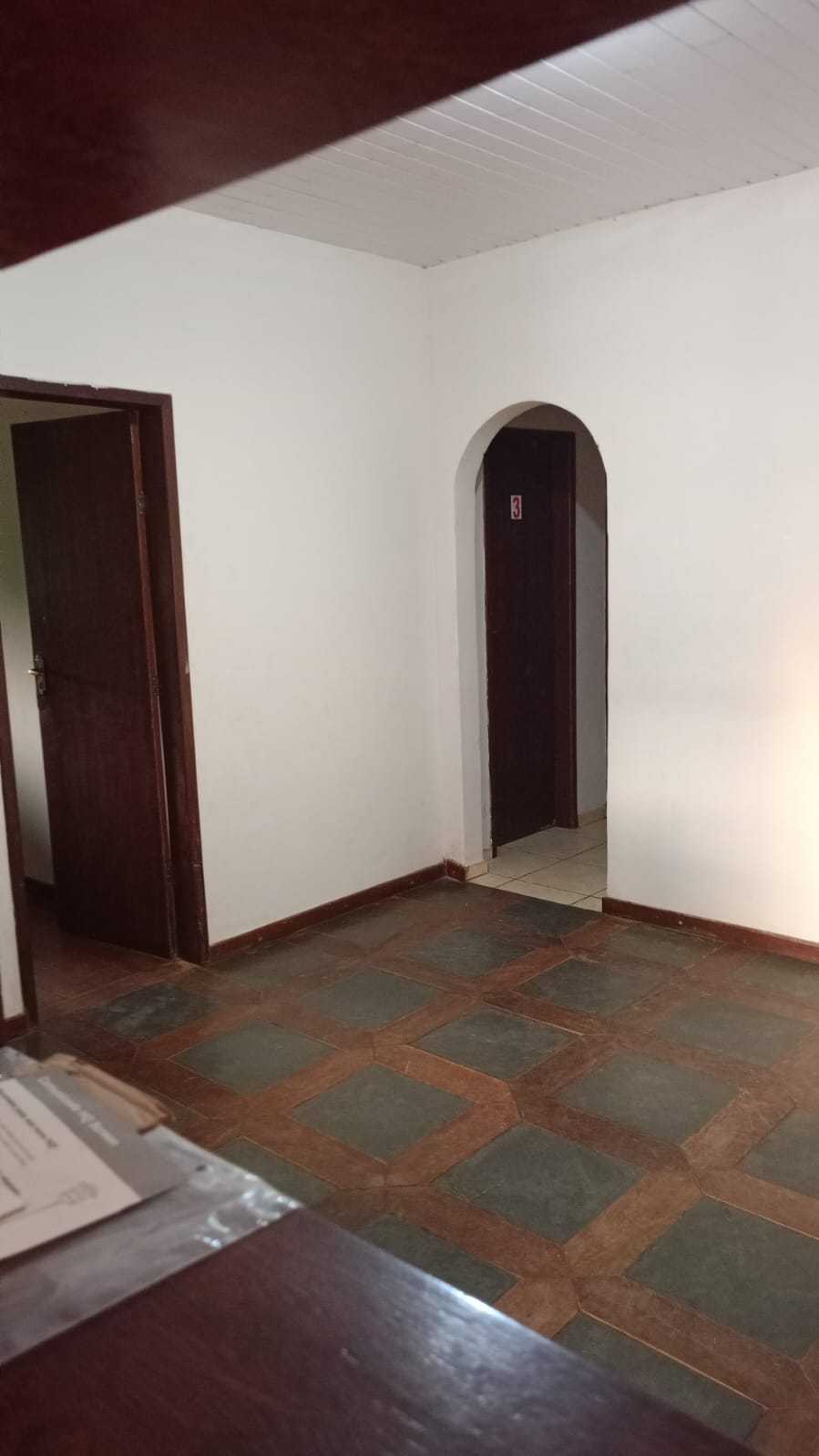 Casa para alugar com 5 quartos, 3500m² - Foto 6