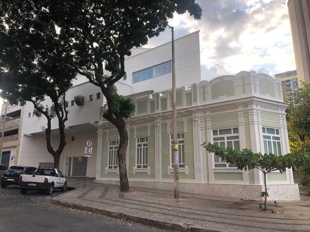 Prédio Inteiro para alugar, 840m² - Foto 10