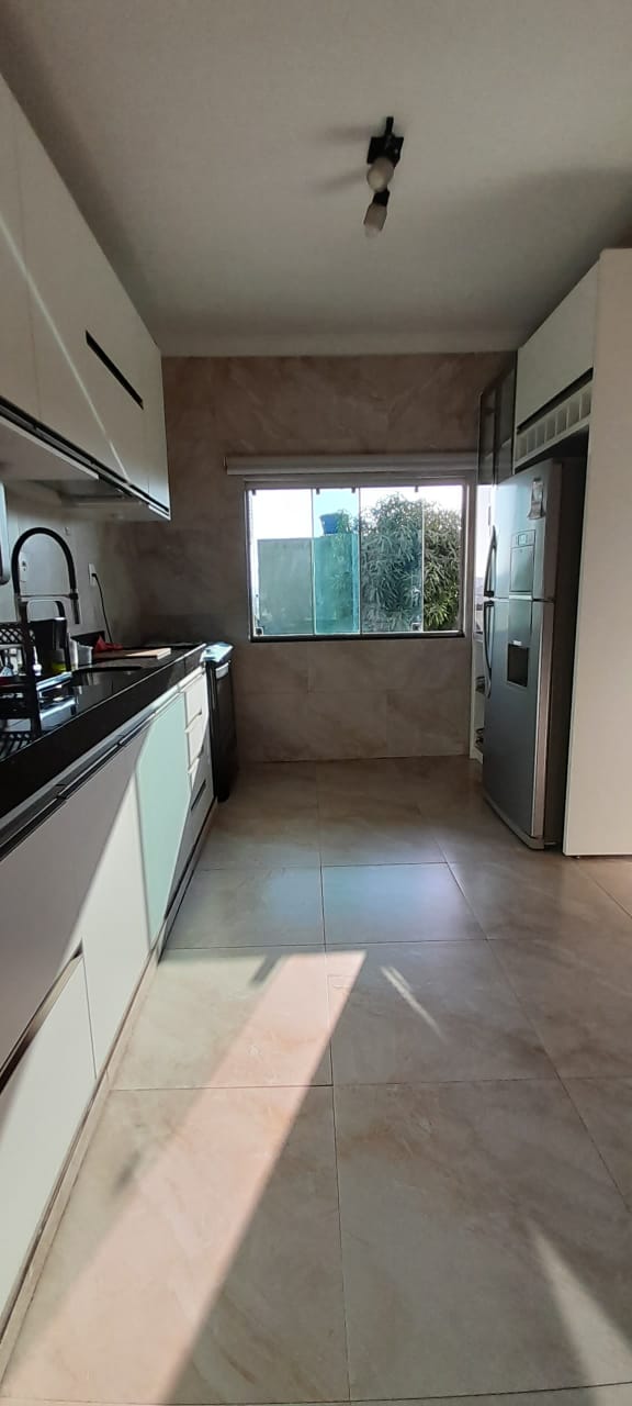 Casa à venda com 2 quartos, 360m² - Foto 19