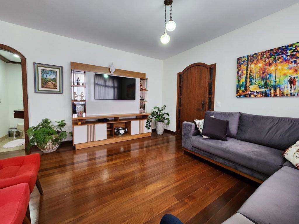 Apartamento à venda com 4 quartos, 180m² - Foto 2