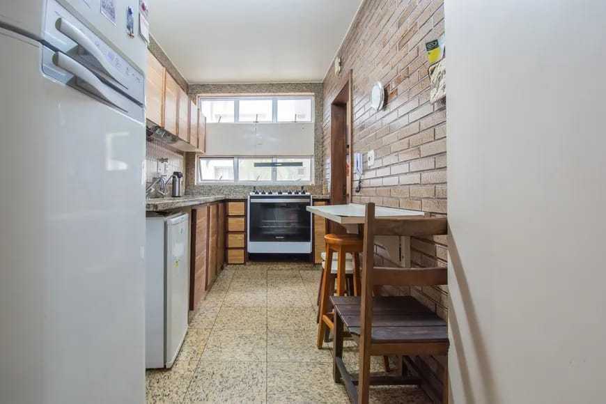 Apartamento à venda com 4 quartos, 180m² - Foto 9