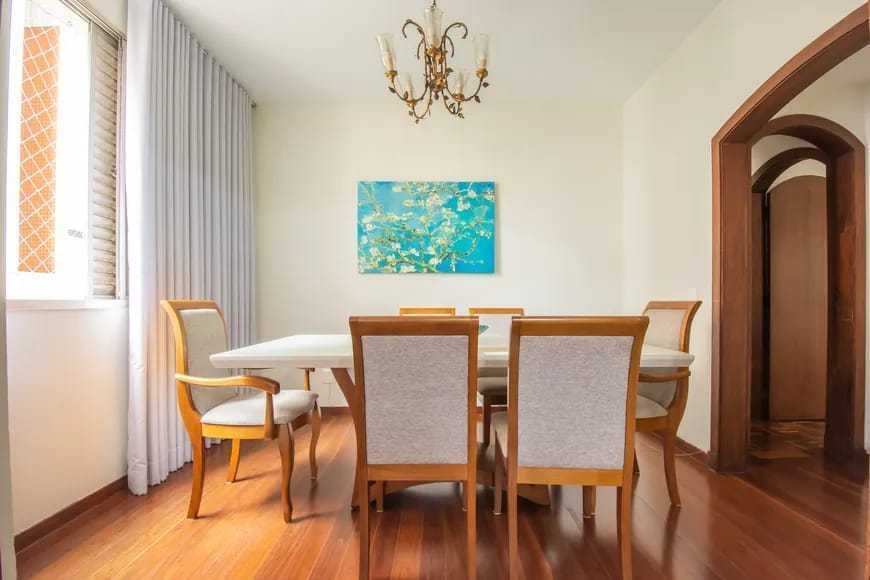 Apartamento à venda com 4 quartos, 180m² - Foto 8