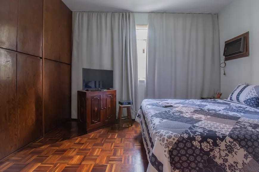 Apartamento à venda com 4 quartos, 180m² - Foto 22