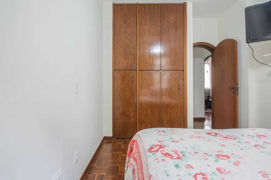 Apartamento à venda com 4 quartos, 180m² - Foto 12