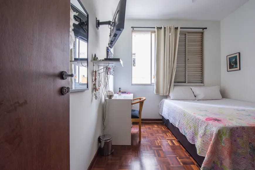 Apartamento à venda com 4 quartos, 180m² - Foto 10