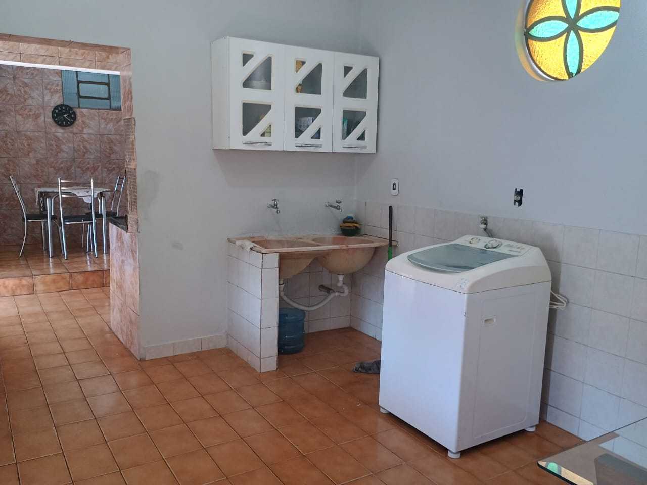 Casa à venda com 3 quartos, 370m² - Foto 11