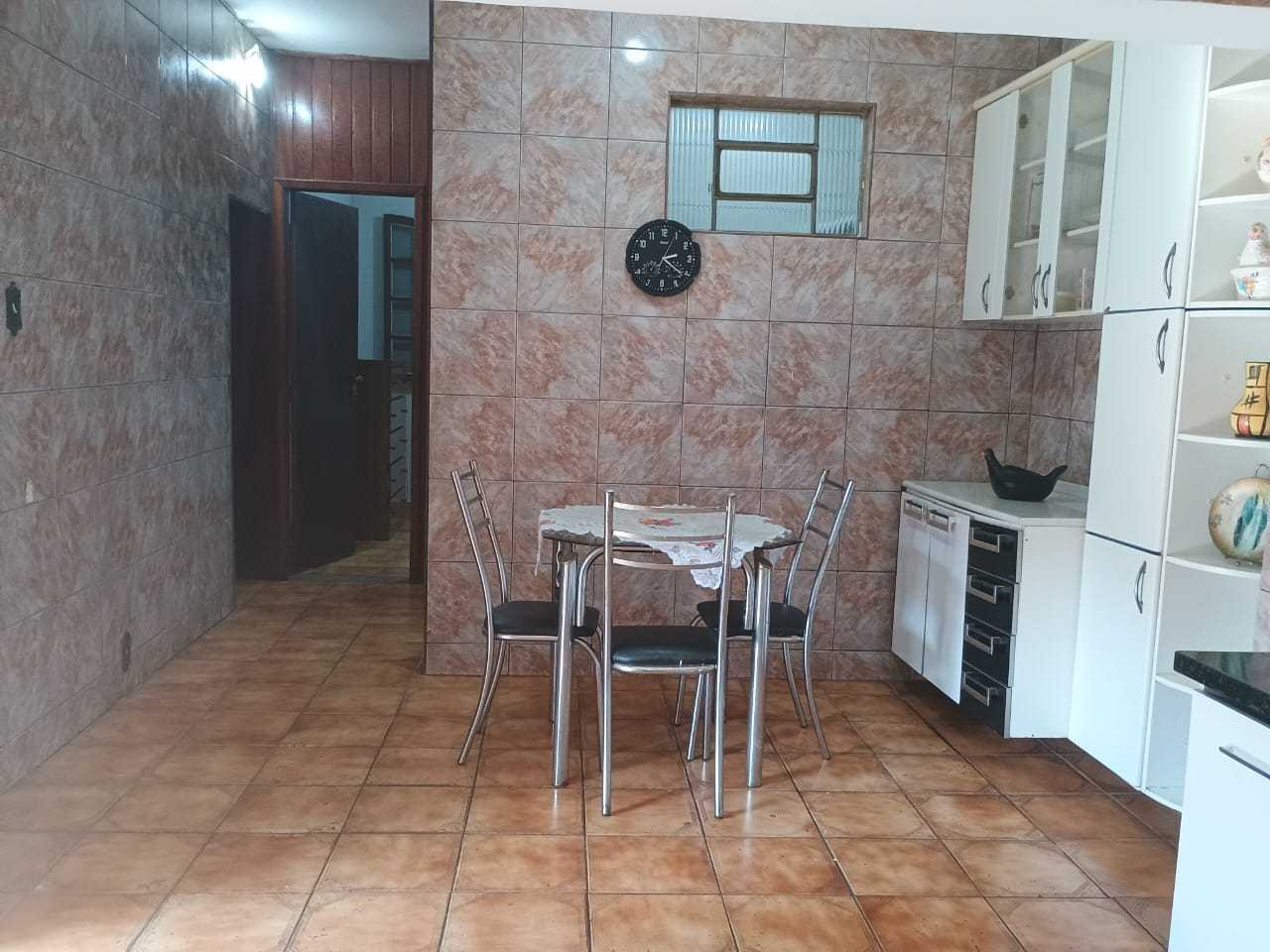 Casa à venda com 3 quartos, 370m² - Foto 10