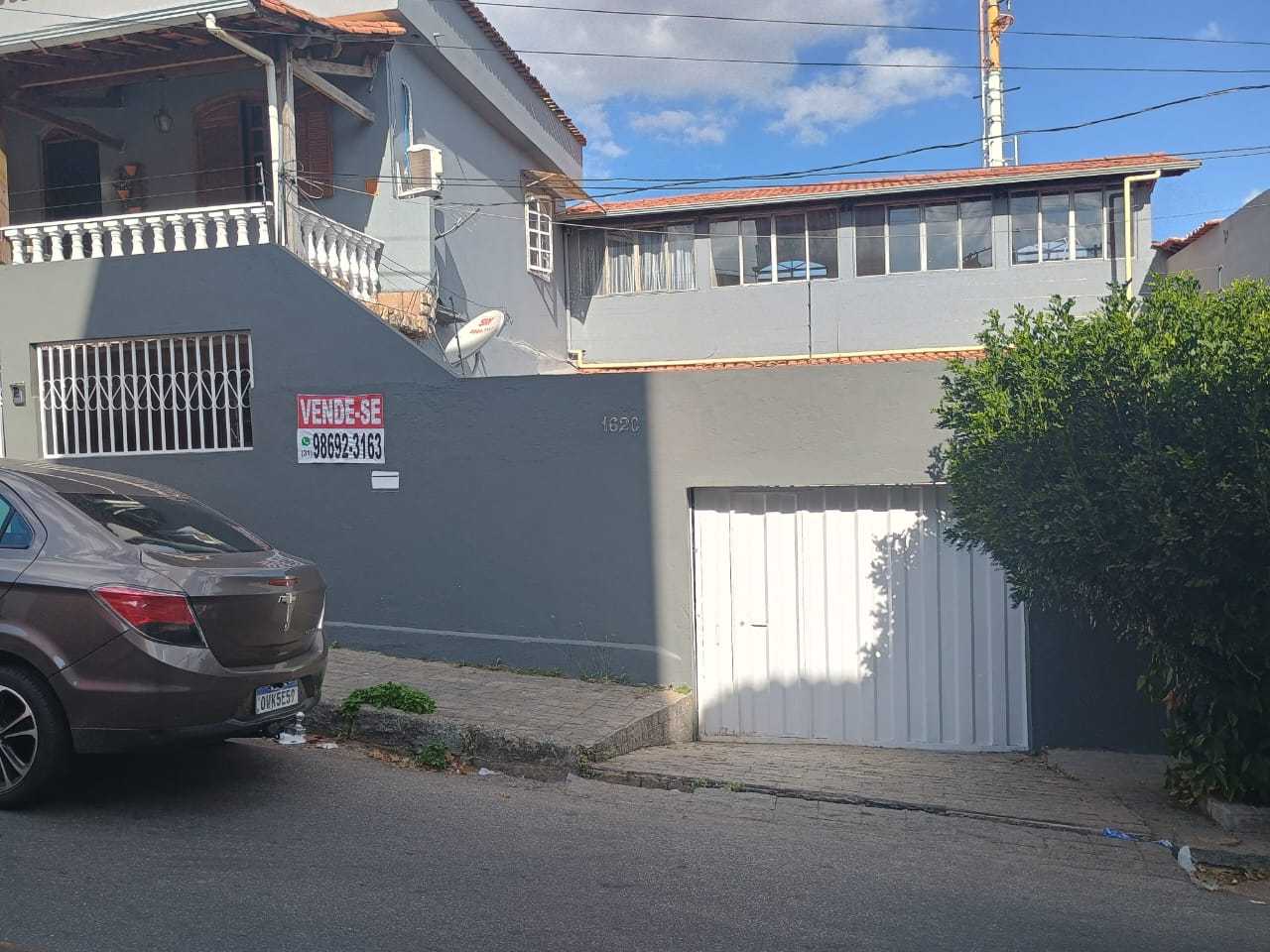 Casa à venda com 3 quartos, 370m² - Foto 14