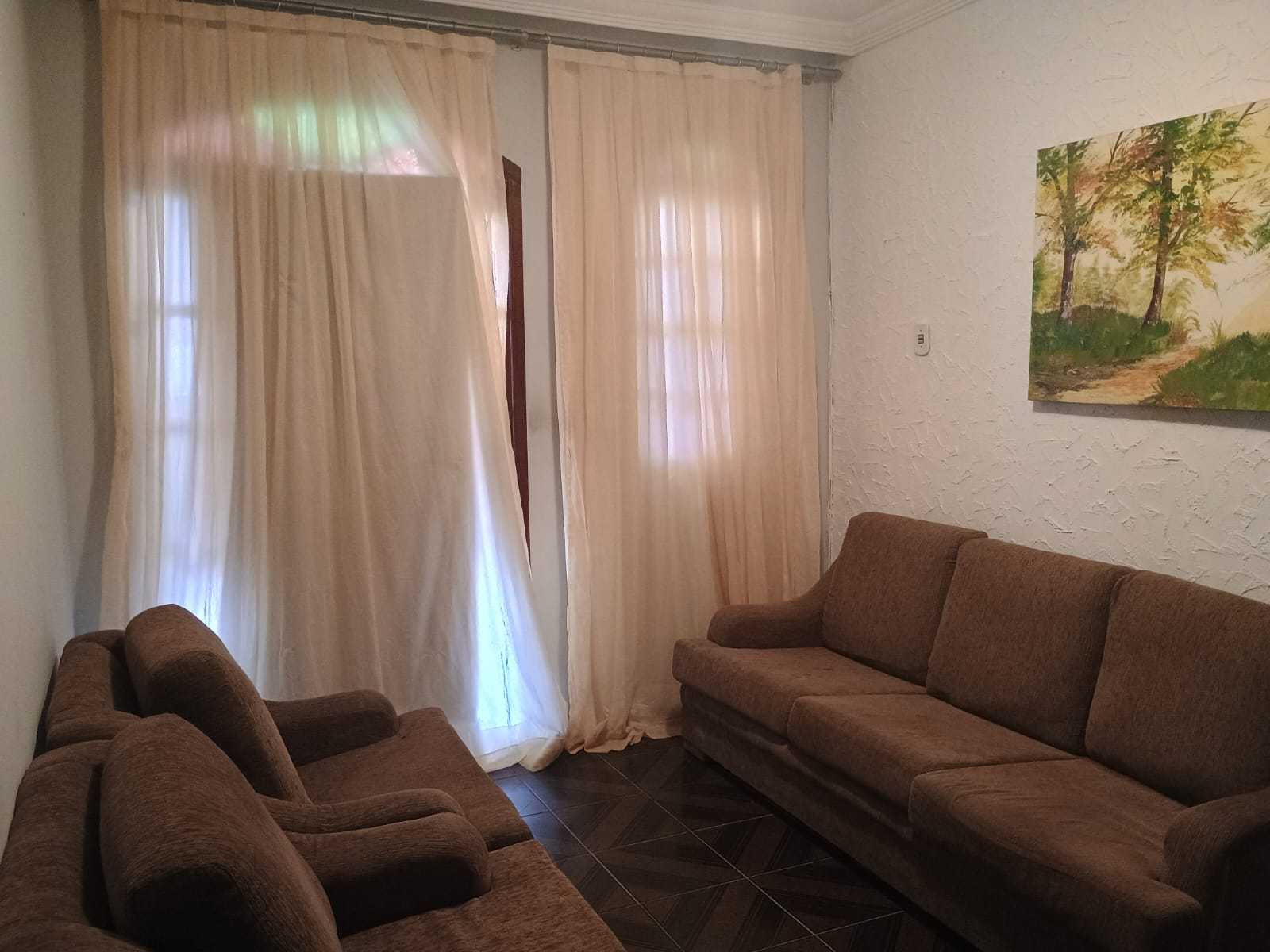 Casa à venda com 3 quartos, 370m² - Foto 18