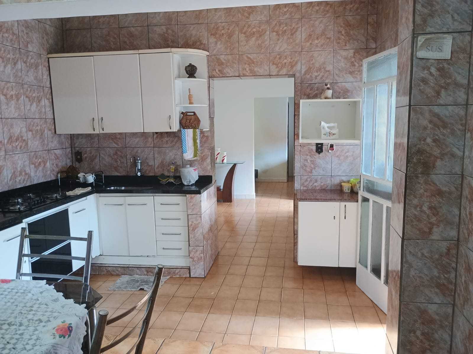 Casa à venda com 3 quartos, 370m² - Foto 23